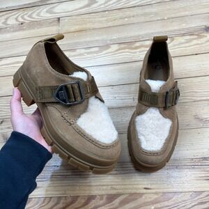 UGG Ashton Loafer Chestnut Suede Shearling Platform Lug Sole Shoe 1134850 Size 6